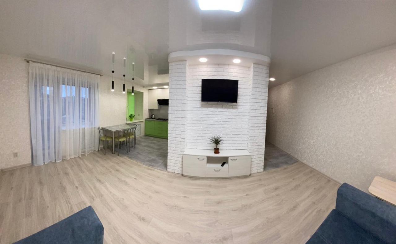 Suite Mira Avenue Center Двухкомнатная Квартира В Центре Возле Тц Цум Tschernihiw Exterior foto