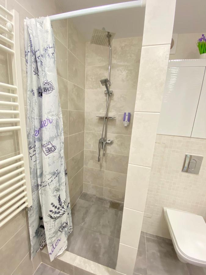 Suite Mira Avenue Center Двухкомнатная Квартира В Центре Возле Тц Цум Tschernihiw Exterior foto